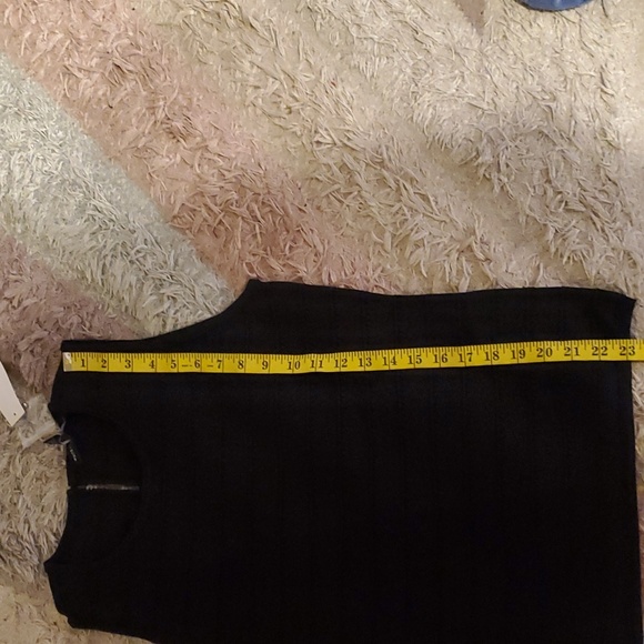 NWT White House Black Market Sleeveless Black Top White Size M - Picture 6 of 9